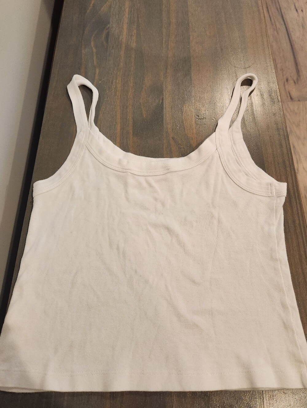 Lisa Says Gah White Cropped Tank Top with Olive Bowl - Picture 2 of 2